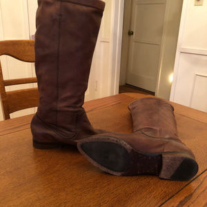 FRYE BOOTS